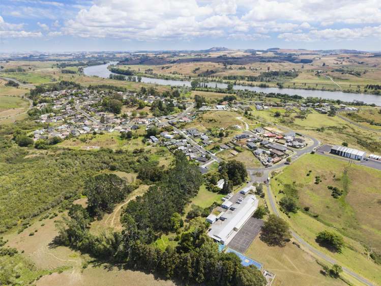 29 Heather Green Avenue Meremere_24