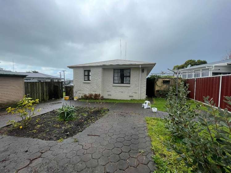 4 Bellevue Road Brookfield_11