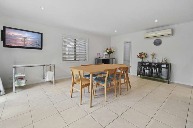 25 Bridgefield Crescent Flat Bush_7