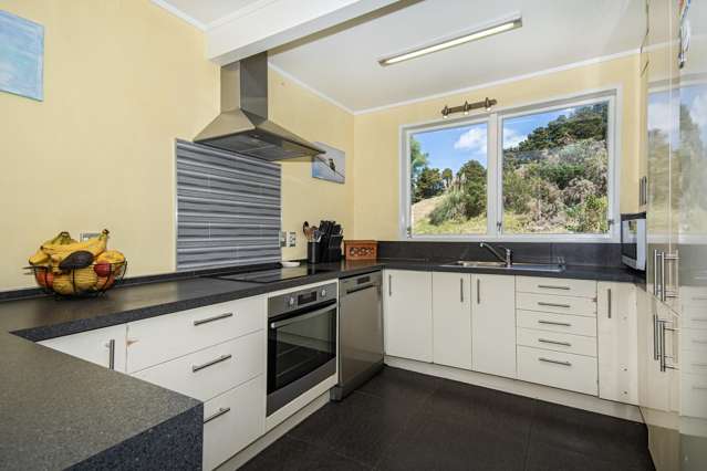 15 Finlayson Road Matarau_1