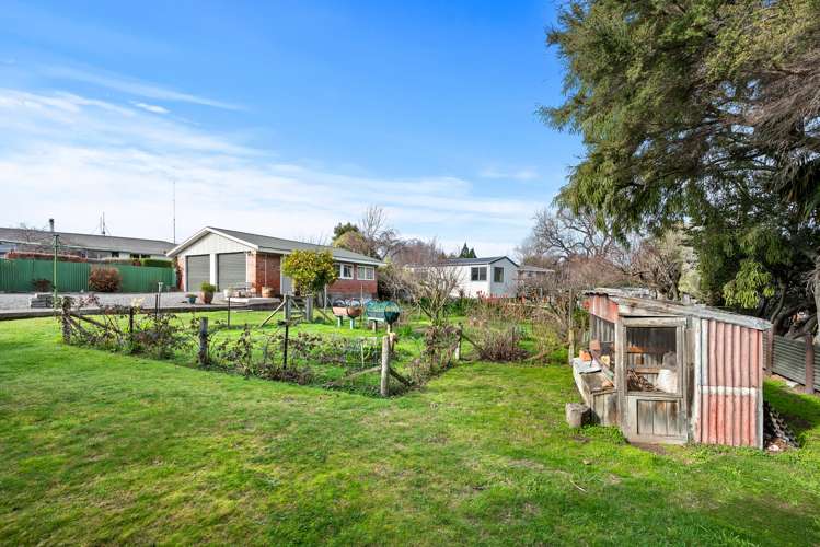 8 Ruthken Crescent Springlands_18