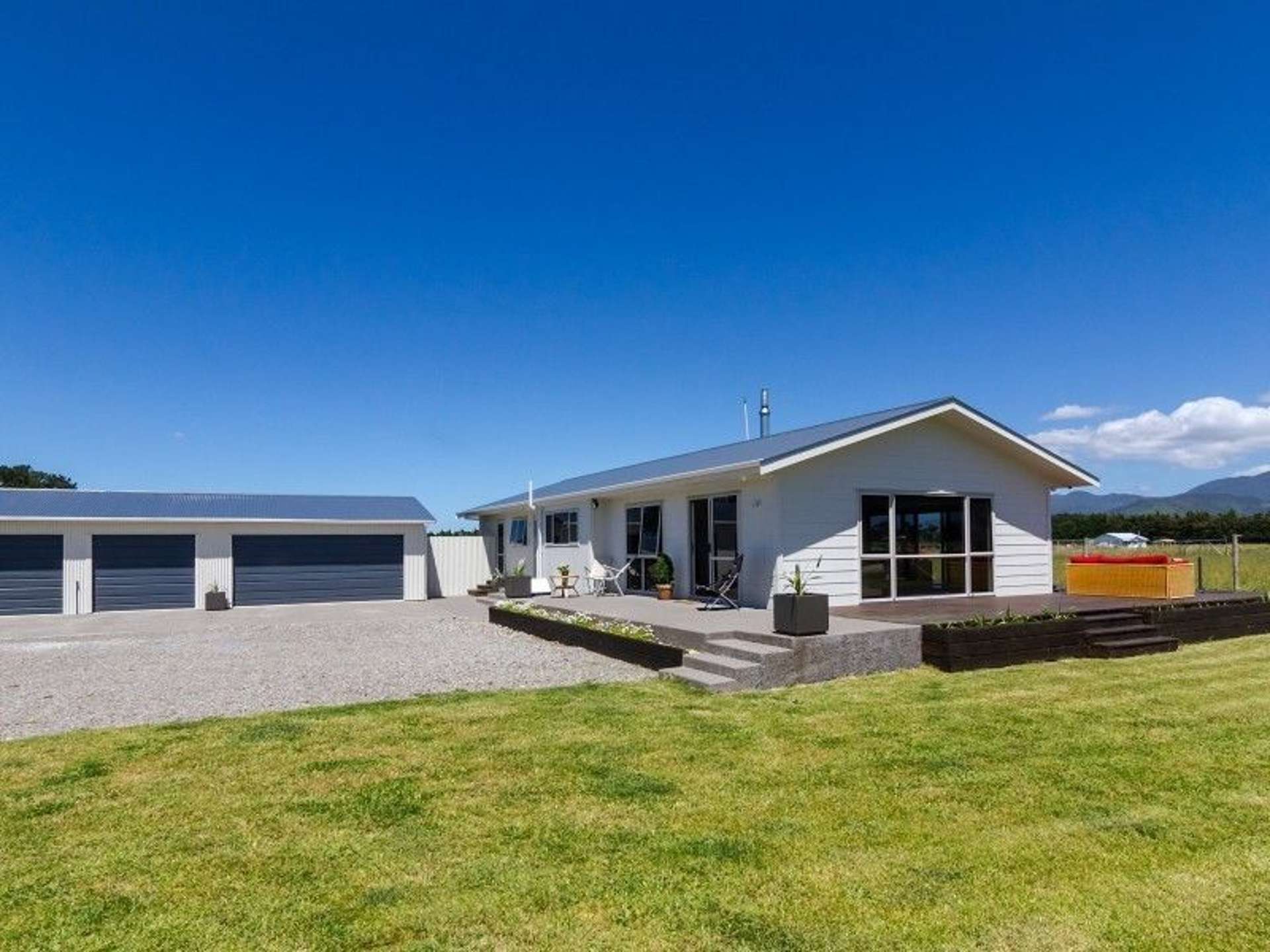 192 State Highway 53 Featherston_0