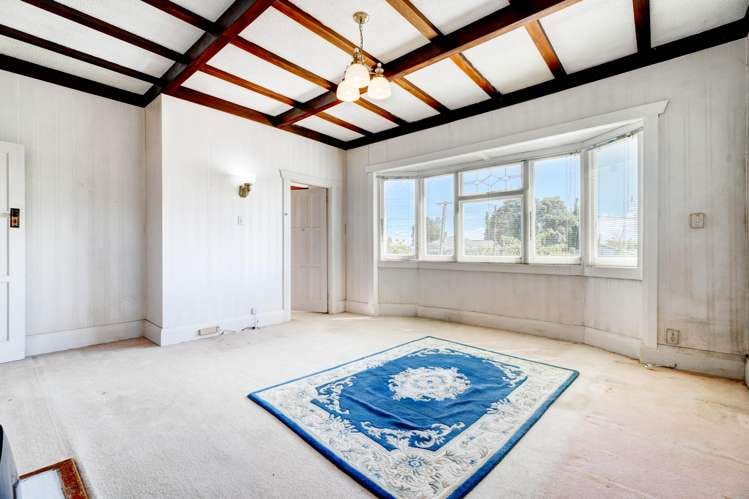 10 Louvain Avenue Mount Roskill_26