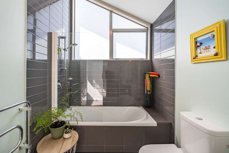 8a Whitehouse Road Titahi Bay_22