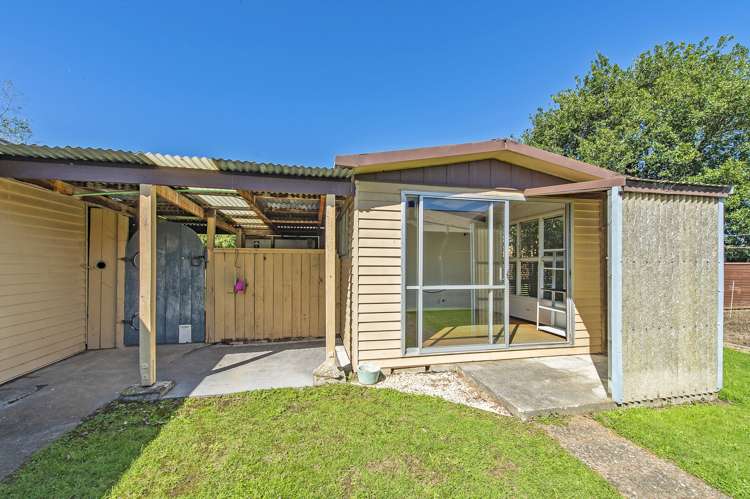 52 Leslie Street Waiau_15