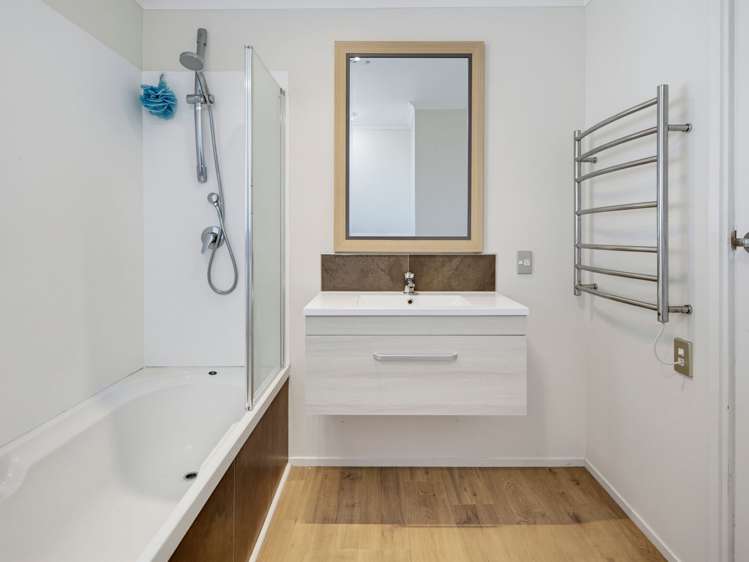 16 Kingwell Drive Springlands_12