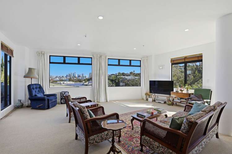 1C/105 Victoria Road Devonport_5