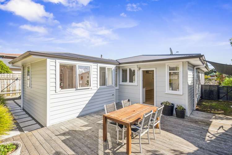 6 Moa Road Raumati Beach_19
