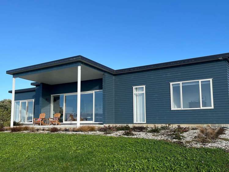845A East Coast Road Kaiaua Franklin Houses for Rent One Roof