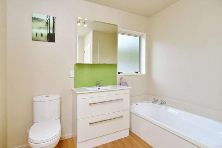 52 Vernon Terrace Hillsborough_15