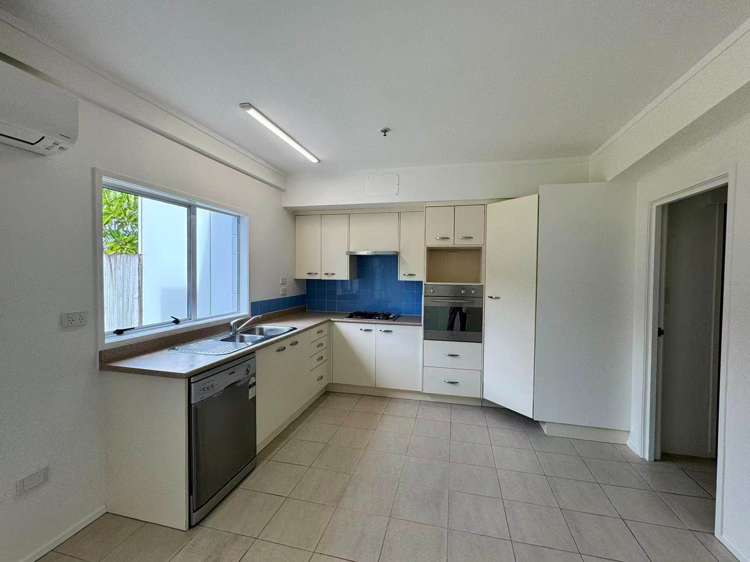 9/336B East Coast Road Mairangi Bay_8