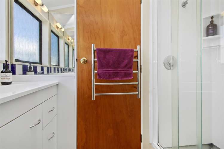 42b Mclintock Street Johnsonville_17