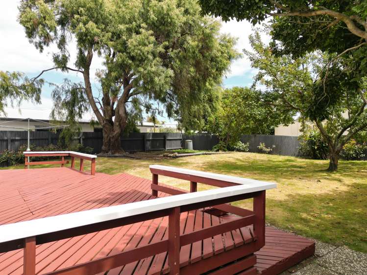 59 Exeter Crescent Springvale_24