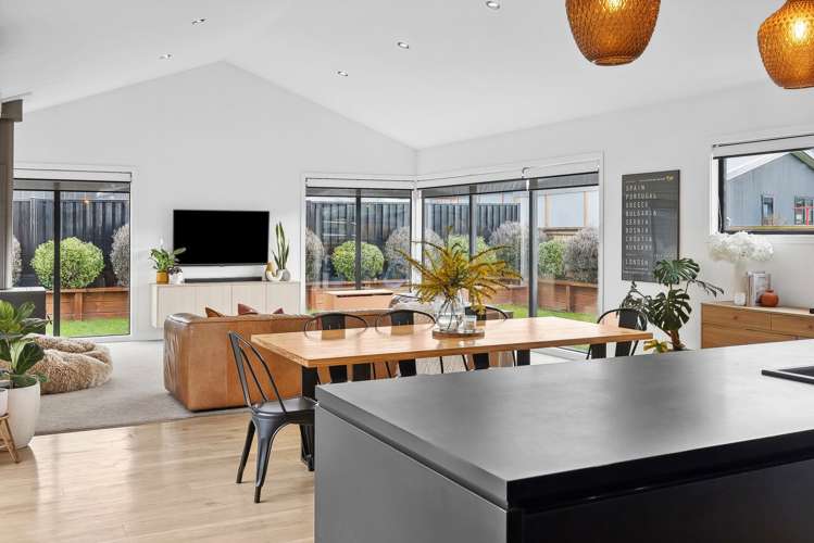 17 Cooper Crescent Luggate_4