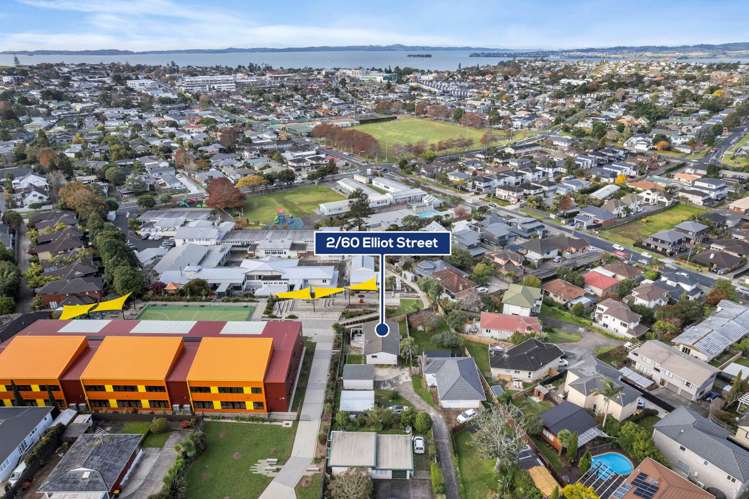 2/60 Elliot Street Howick_18