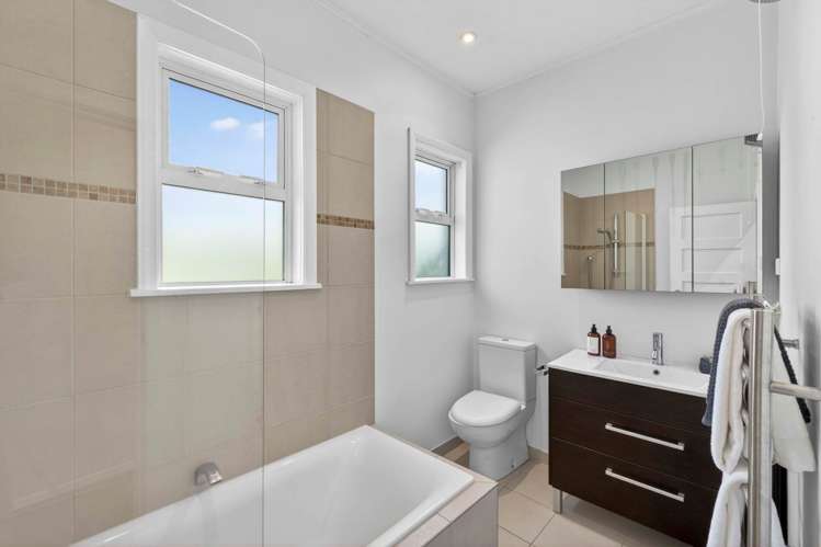 8 Robley Crescent Glendowie_15