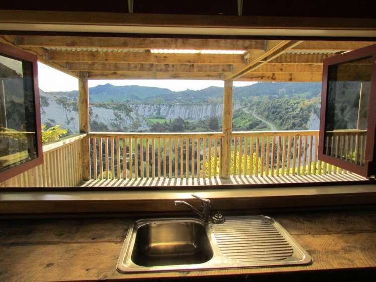 170 Ruahine Road Mangaweka_3