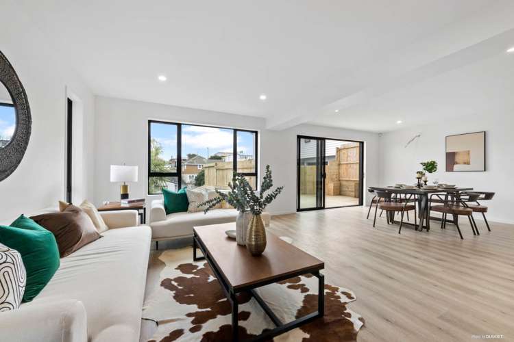 451d Richardson Road Mount Roskill_2