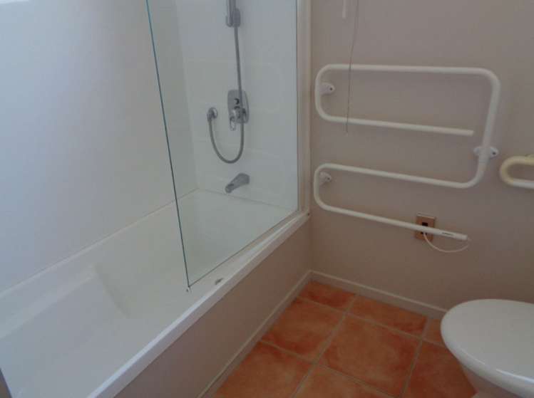 8/103 Swanson Road Henderson_10