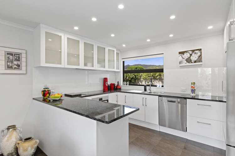 13 Cataldo Mews Avalon_8