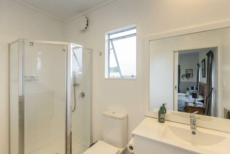 8 Cypress Grove Paraparaumu_14