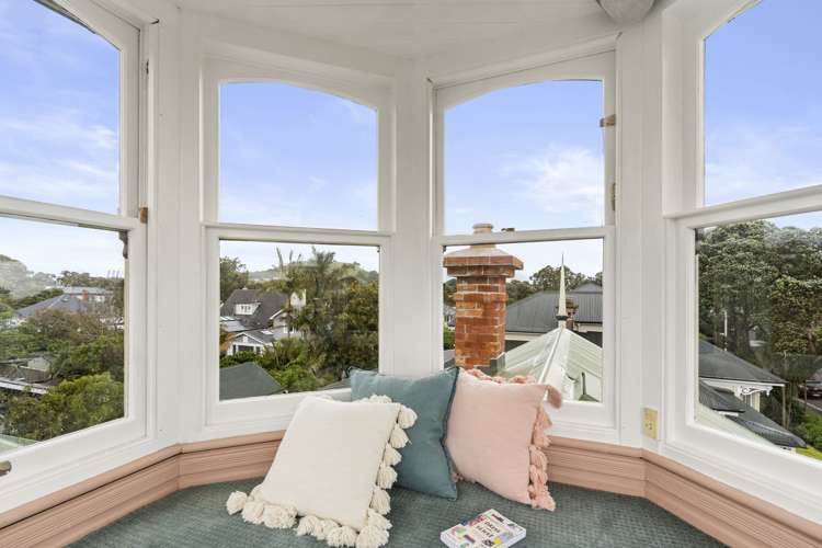 1 Oxford Terrace Devonport_11