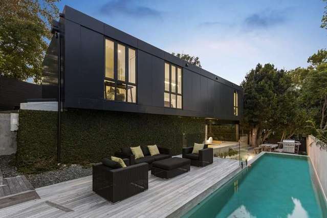 Mortgagee sales in top suburbs: Architectural wonder gets $100K over RV, $8m mansion pulled