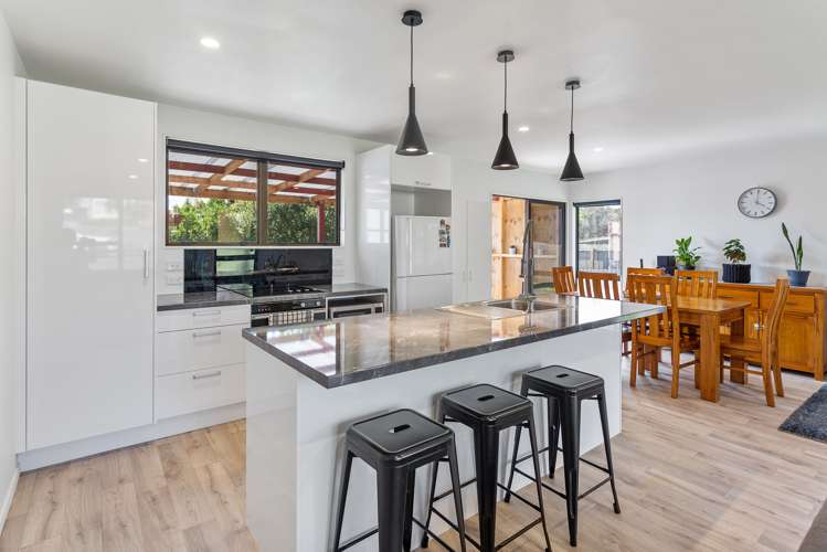 59 Everglade Drive Goodwood Heights_6