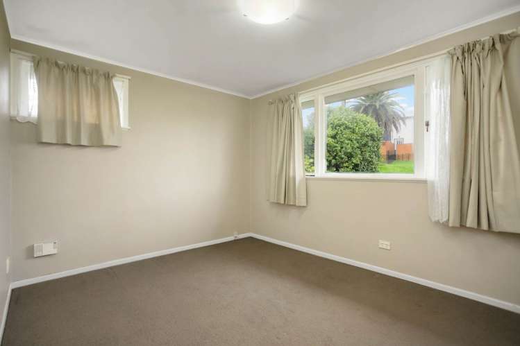 17 Kelwyn Road Kelston_6