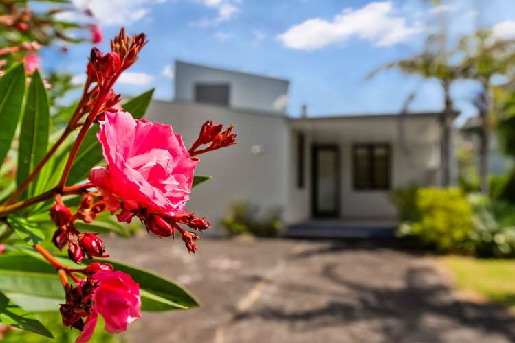 16 Whangaumu Street Tutukaka Coast_22