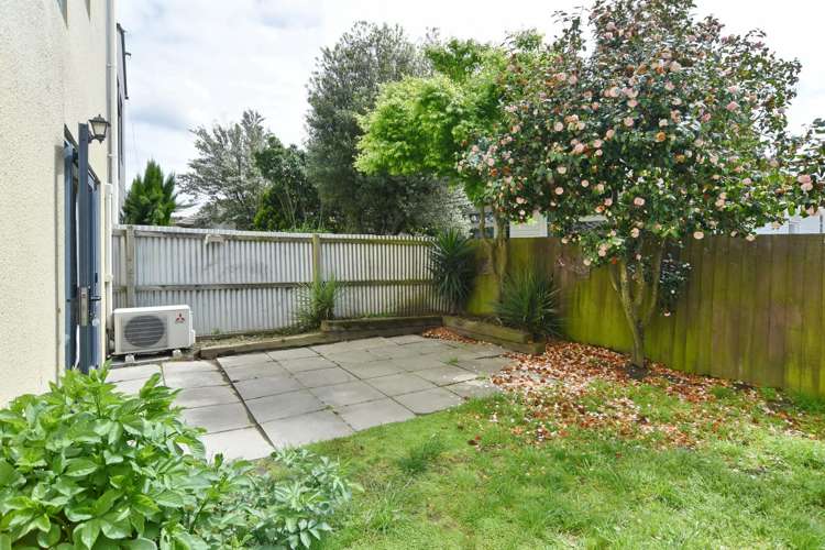 5/25 Grove Road Addington_16