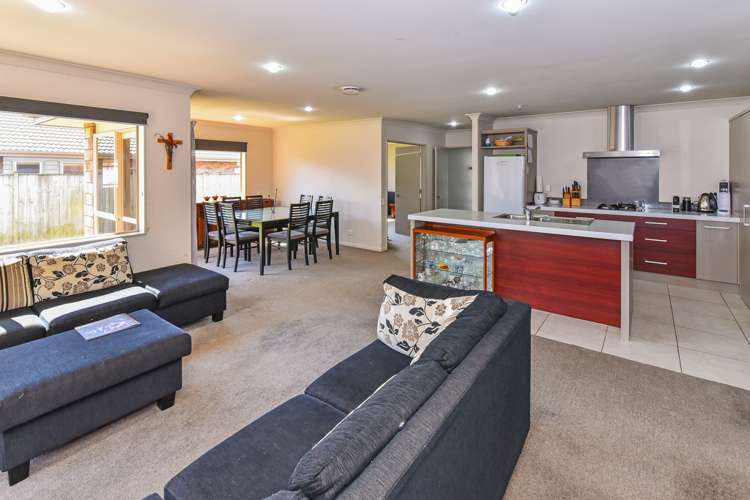 20 Aberdeen Crescent Wattle Downs_1