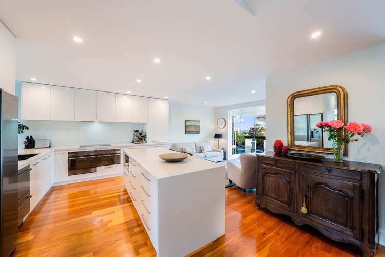 2/11a Killarney Street Takapuna_3