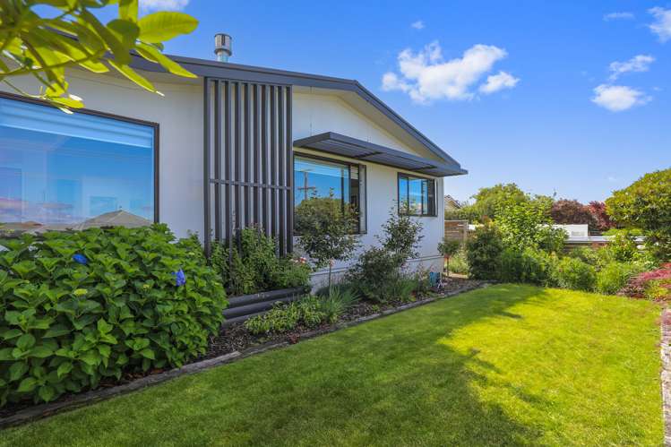 2/14 Mere Road Taupo_25