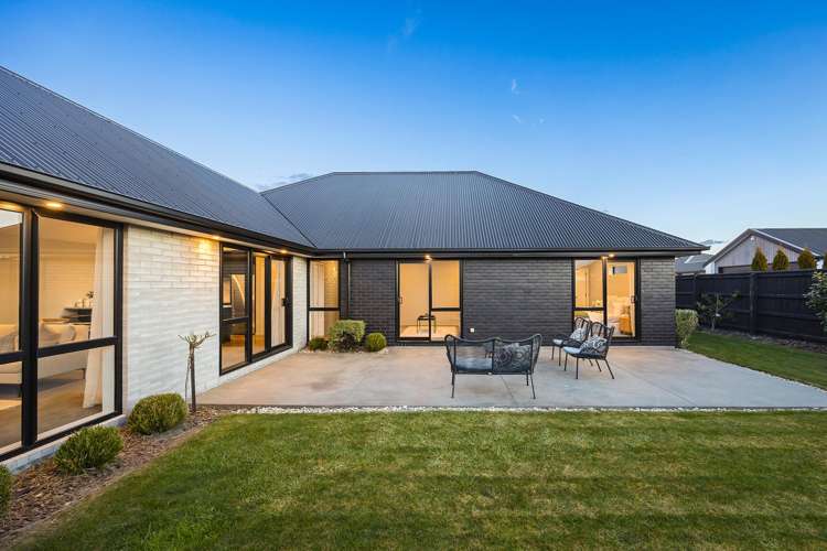 16 Saint James Place Rangiora_1
