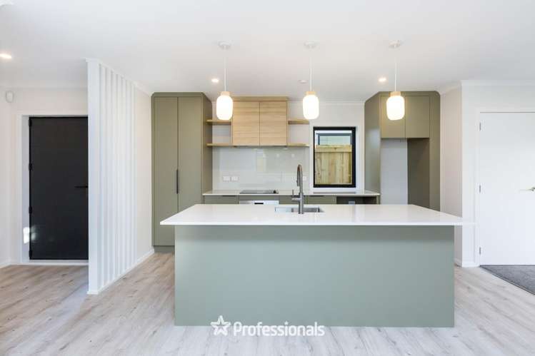 Lot Lot 5/745-747 Fergusson Drive_1