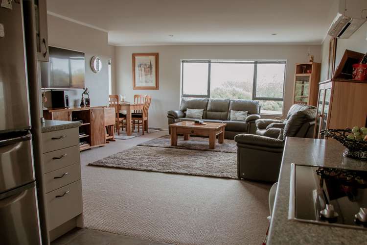 11b Solway Place Papakowhai_3