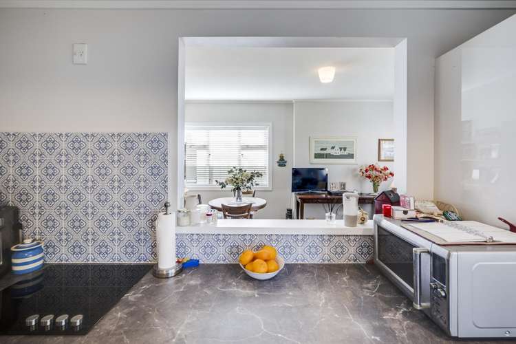 708 Massey Street_3
