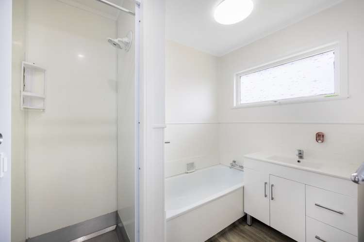 1/150 Porchester Road Papakura_6