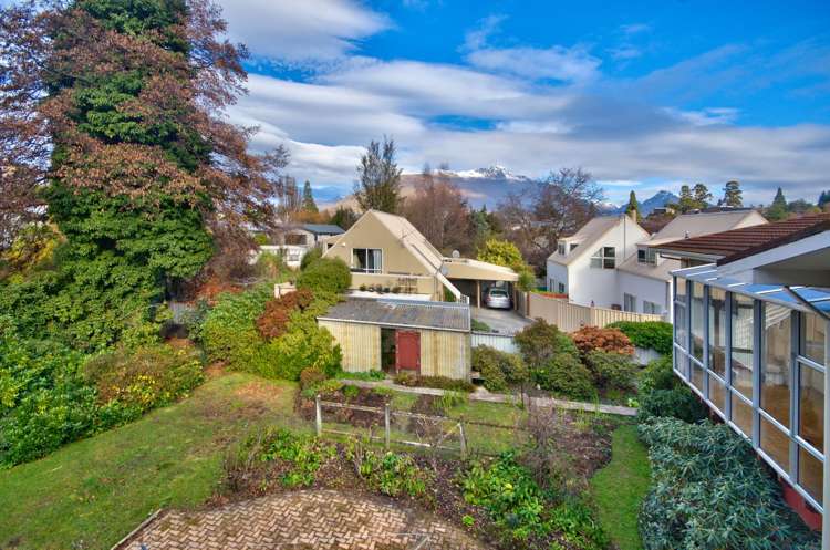 37 Robins Road Queenstown_13