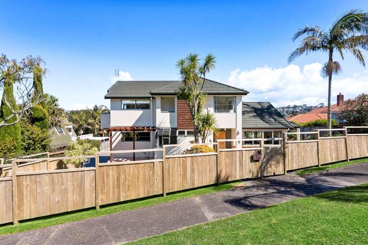 492 Beach Road Murrays Bay_35
