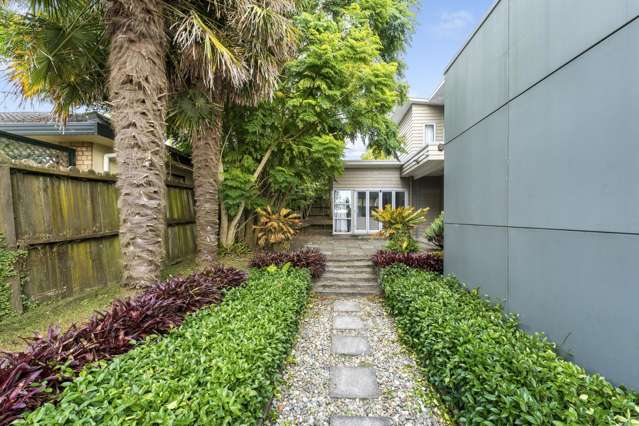 8 Roy Maloney Drive Henderson Heights_4