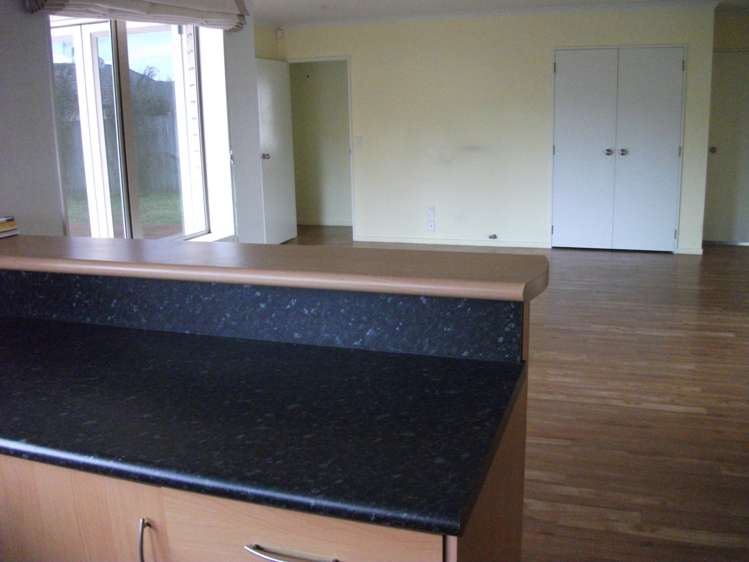 5 Lavenham Place Rototuna North_9