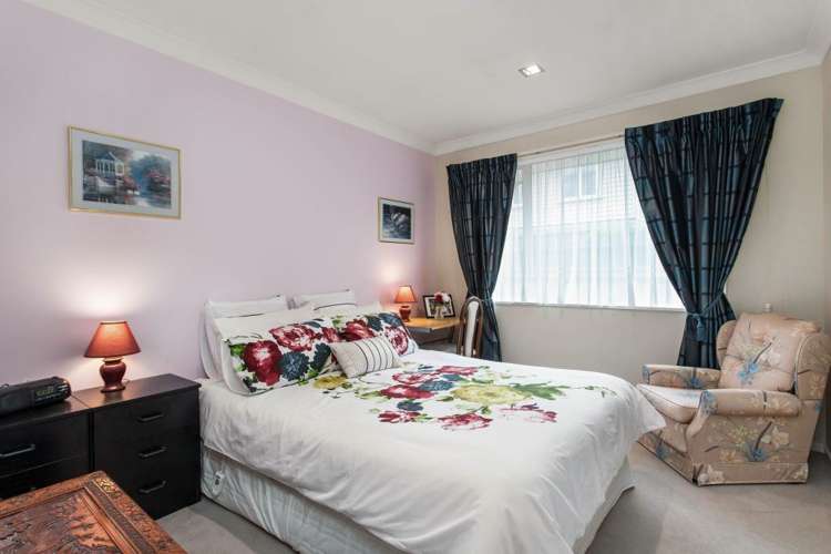 32 Applefield Court Northwood_12