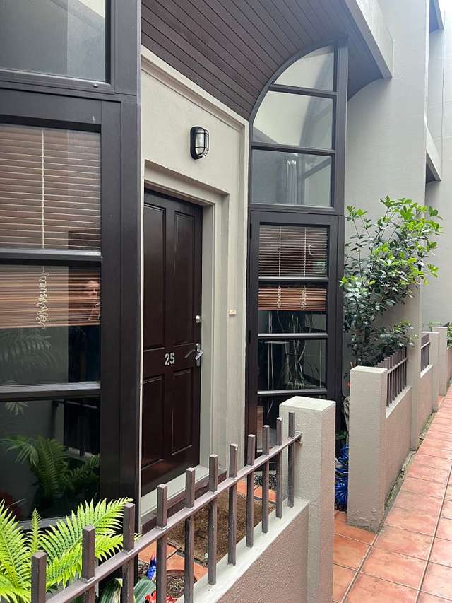 25/9 Ebor Street Te Aro_3