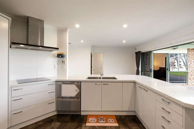 6 Bouverie Crescent Flagstaff_1