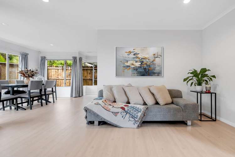 2 Dapple Place Flat Bush_5