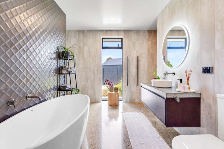 17 Capstone Place Kamo West_30