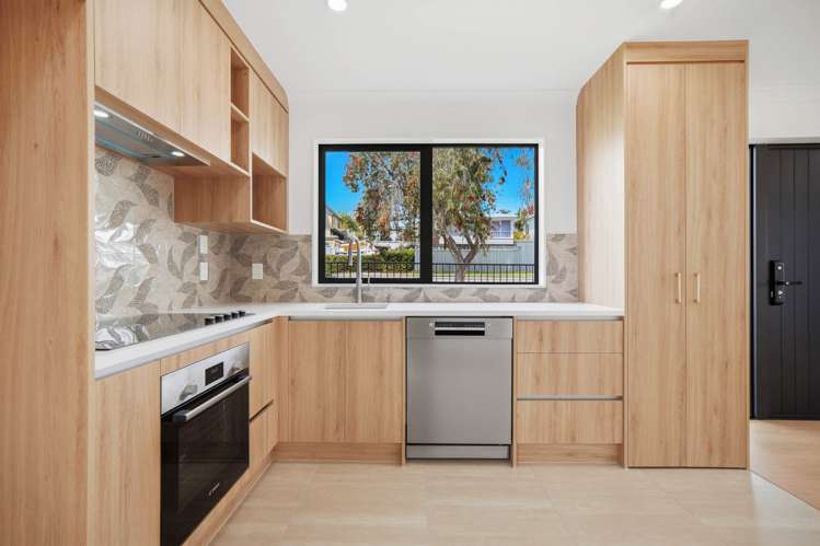 Lot 1/4 Ennis Avenue Pakuranga Heights_10