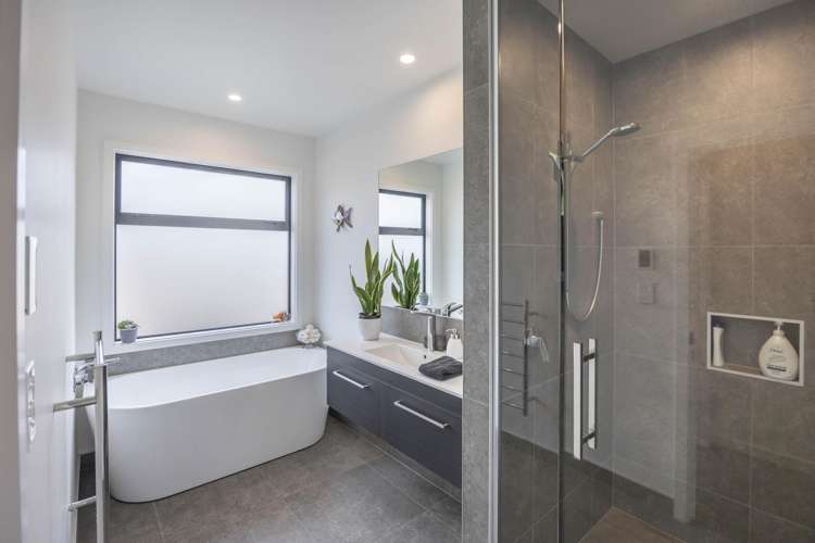 59 Pine Road Lichfield_17